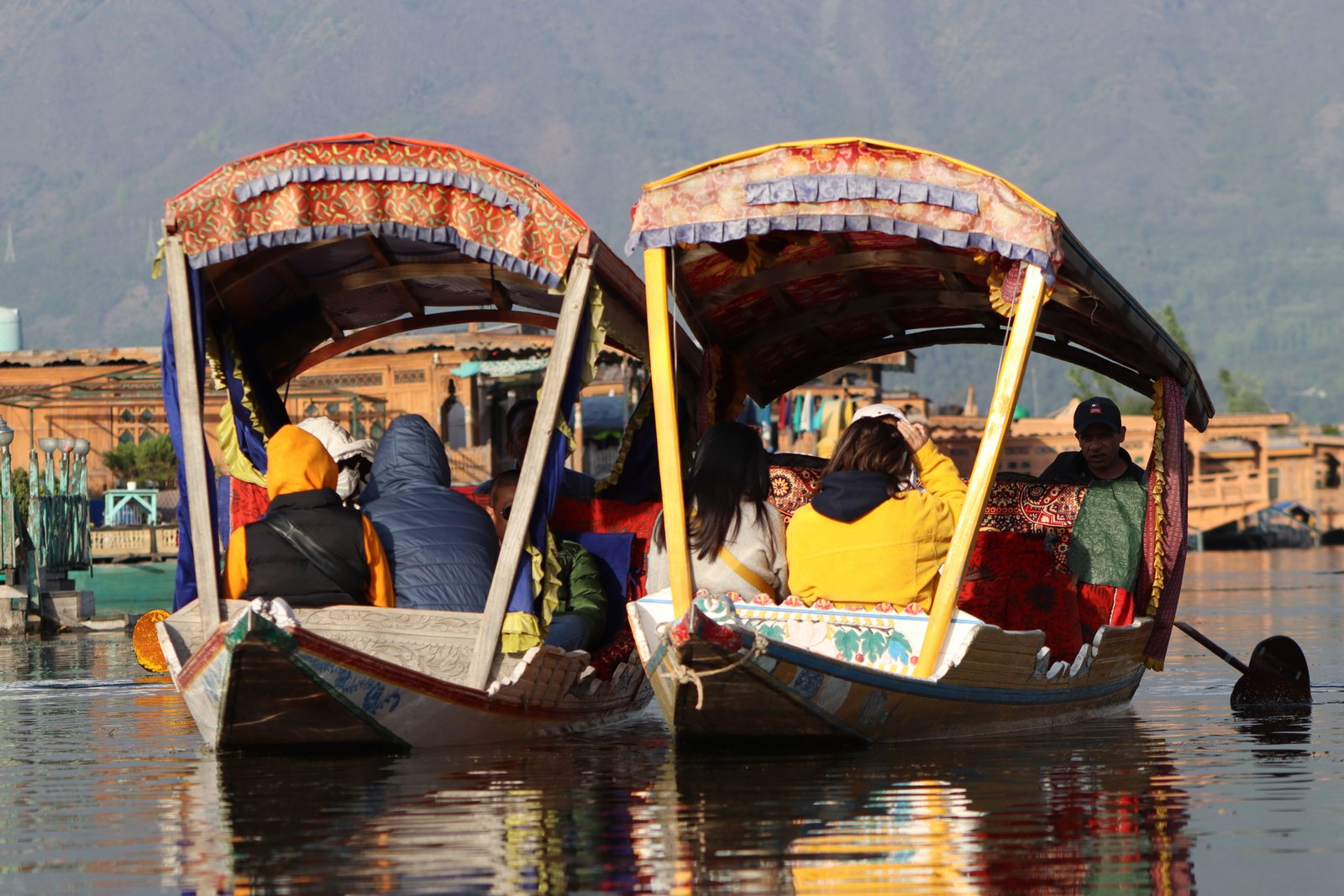 Kashmir Friends Tour Package